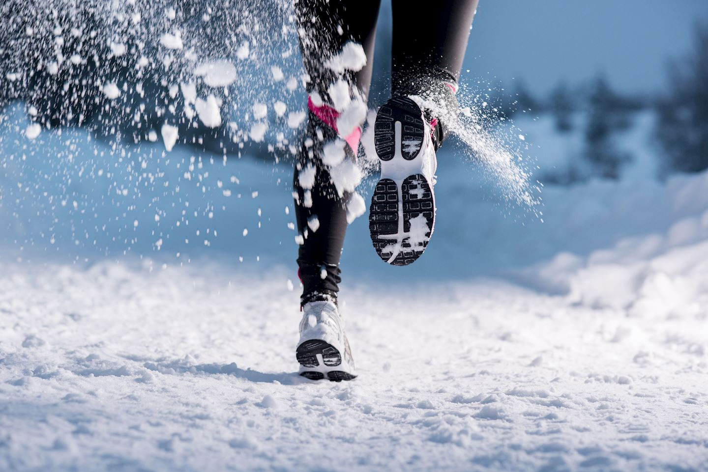 Бег зимой по снегу | Peak Sport Ukraine